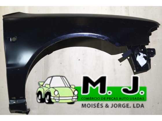 Guarda Lama Frente Direito Audi A4 1995-Novo(000337-602)