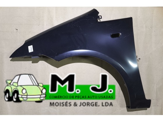 Guarda Lama Frente Esquerda Ford Focus Cmax 2003-Novo(109.103512)