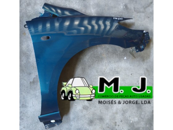 Guarda Lama Frente Direito Mazda 5 2006(178299)