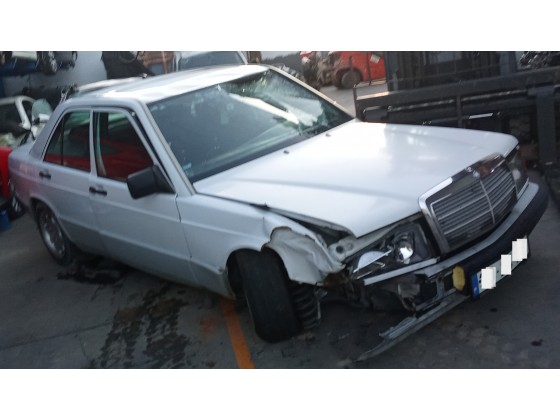 Mercedes 190 de 1992 2.0 para peças 