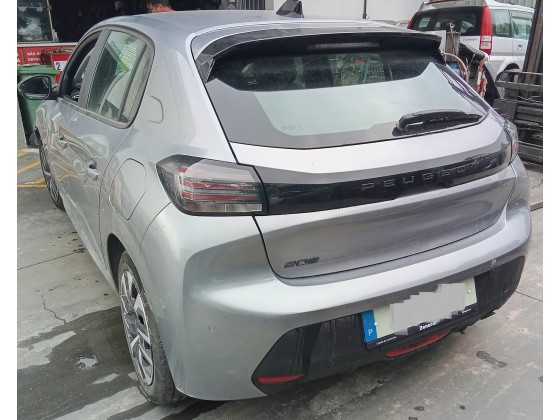 Peugeot 208 1.2 a gasolina de 2024 para Peças