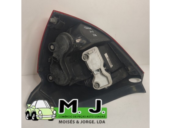 Farolim Stop Esquerdo Renault Megane II 2004(227307)