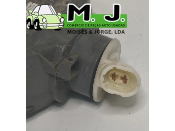 PIsca Frente Direito Branco Renault 19 I 1991(234382)