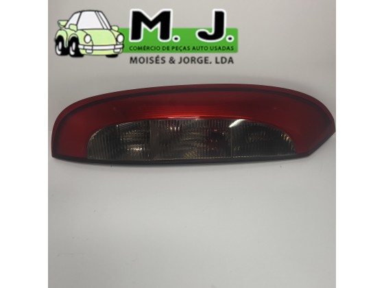 Farolim Stop Esquerdo Opel Corsa C 2002(235995)