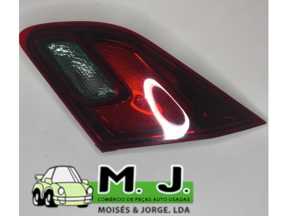Farolim Tampa Mala Direito Opel Astra J 2010(248283)
