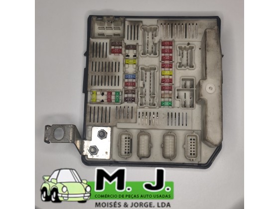 Caixa Dos Fusíveis Renault Kangoo Express 2013 - 82 010442 32 (248297)
