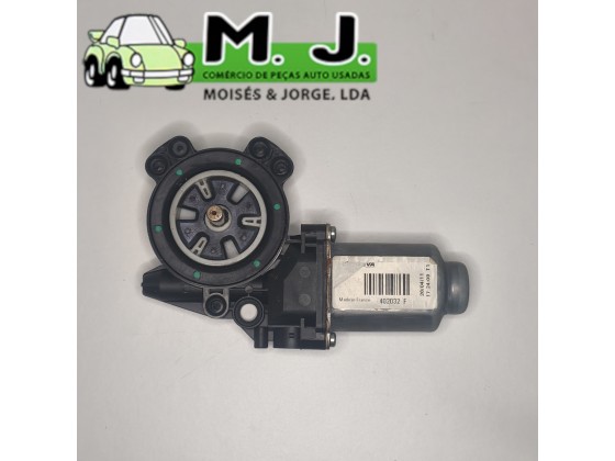 Motor Elevador Vidro Frente Direito Nissan Qashqai-402032F(250495)