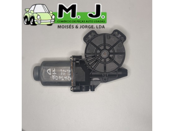 Motor Elevador Vidro Frente Direito Nissan Qashqai-402032F(250495)