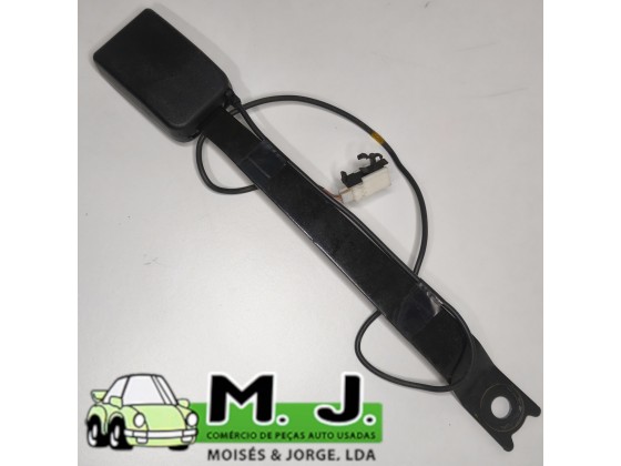 Encaixe Cinto Direito Nissan Qashqai 2011-86842JD00C(250552)