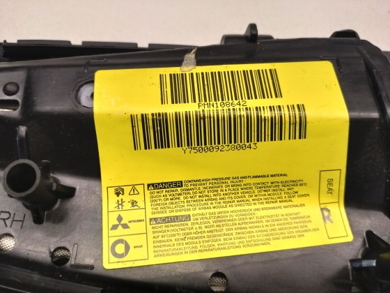 Airbag de banco direito Mitsubishi COLT VI 2010 -265572