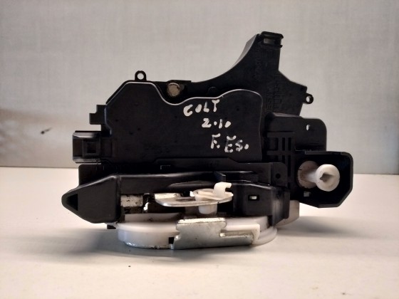 Fechadura-frente-esquerda-Mitsubishi-Colt-VI-2010-265588