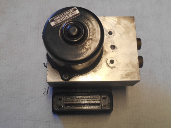 ABS Jaguar S Type 2004 ABS53 