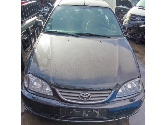 Toyota Avensis 2001 2.0 D4D para Peças 