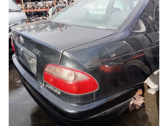 Toyota Avensis 2001 2.0 D4D para Peças 