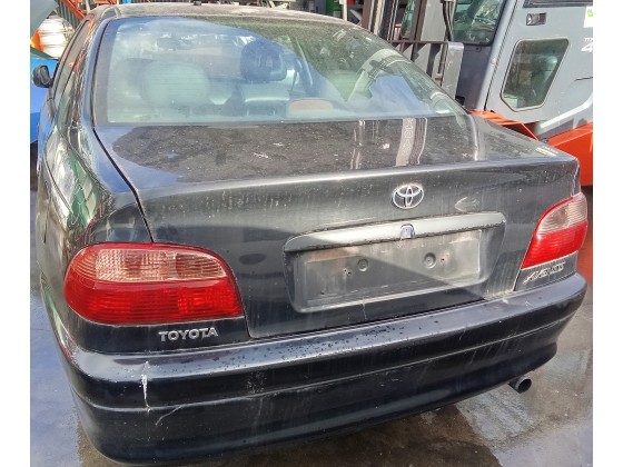 Toyota Avensis 2001 2.0 D4D para Peças 
