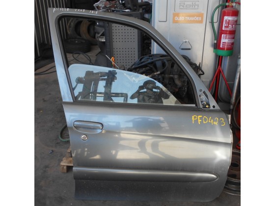 Porta Frente Direita Citroën Picasso 2009 pfd423