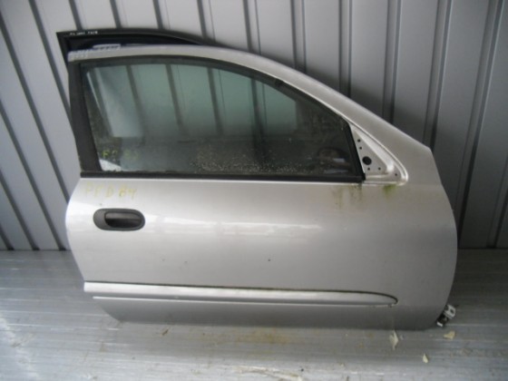 Porta Frente Direita Nissan Almera 2003 pfd84
