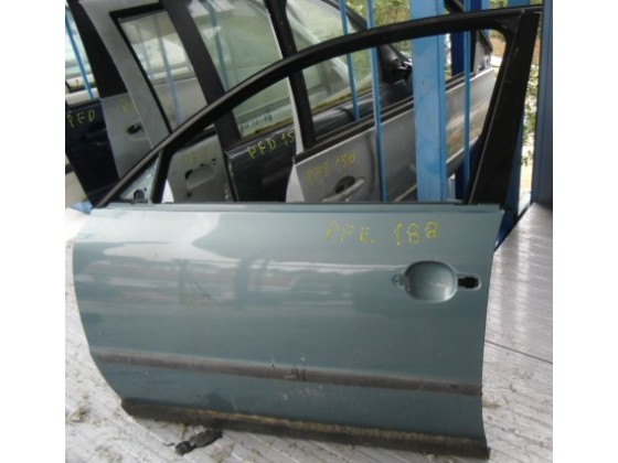 Porta Frente Esquerda Volkswagen Passat 1999 pfe190