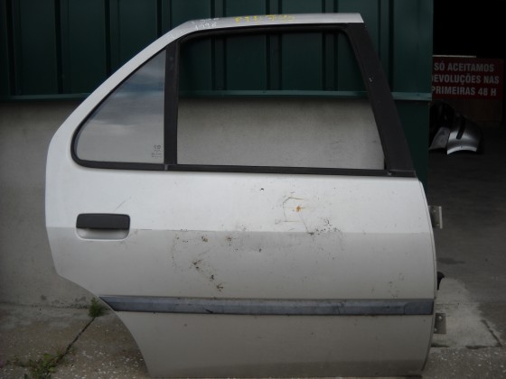 Porta Tras Direita Peugeot 306 1996 ptd740
