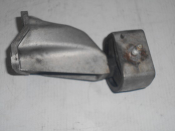 Apoio Esquerdo Caixa Velocidades Audi A4 1998 AC1