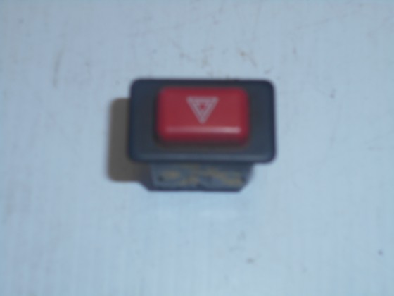 Botão 4 Piscas Mitsubishi Pajero 1997 4P35