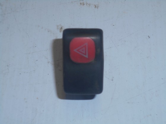 Botão 4 Piscas VW Polo 2002 4P41