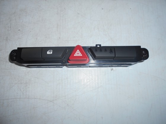 Botão 4 Piscas Kia Ceed 2009 4P69
