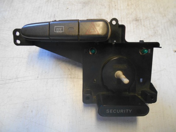 Botão 4 Piscas Toyota Yaris 2004 4P72