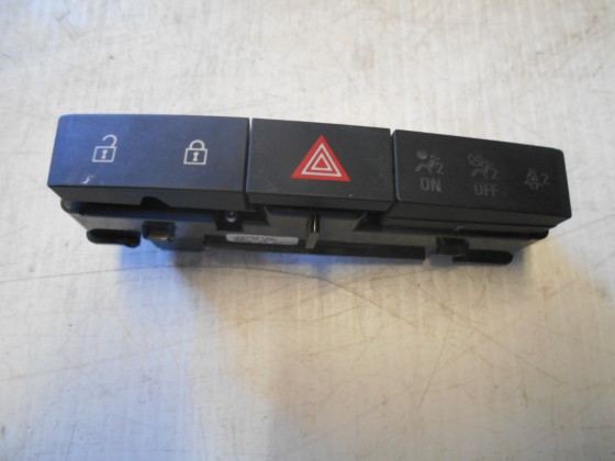 Botão 4 Piscas Opel Astra J 2010 4P73