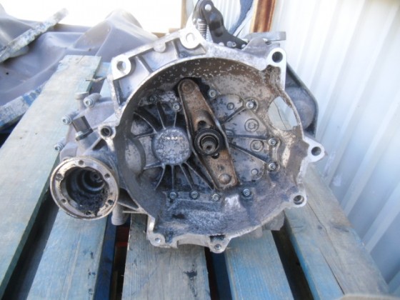 Caixa velocidades VW Polo 1.2 gasolina 2003 cv389