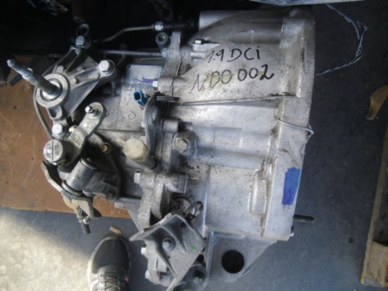 Caixa Velocidades Renault Megane 1.9DCI 2003 cv67