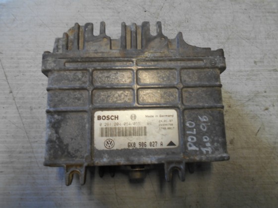 Centralina Motor VW Polo 1.0 Gasolina 1996 CM251