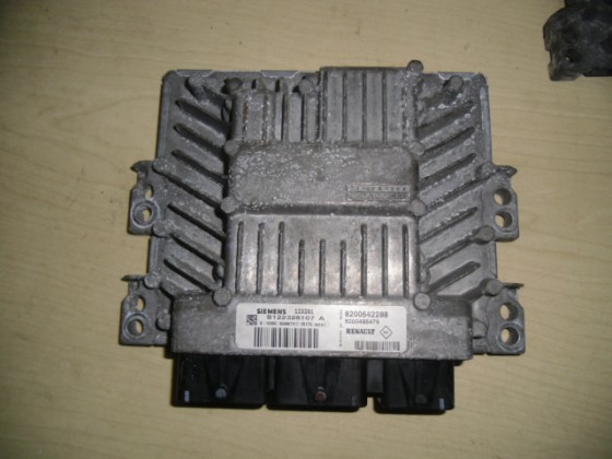 Centralina Motor R. Megane 1.5Dci 8200542288 cm372