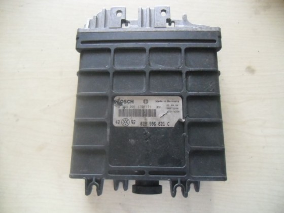 Centralina Motor VW Golf III 1.9 TD 1997 cm400