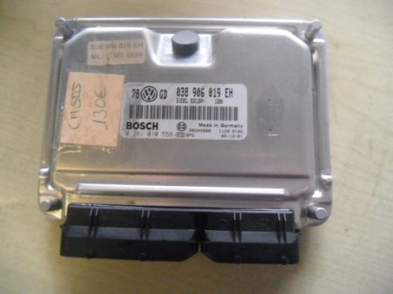 Centralina Motor VW Passat 2002 130CV cm505