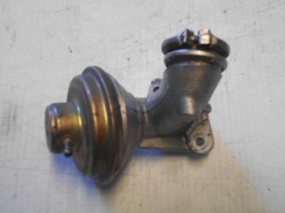 Válvula EGR Citroen C3 1.4 HDI 68 CV 2004 EGR34