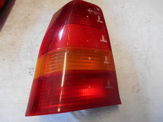 Farolim Trs Esq Opel Kadett 1985 FT20