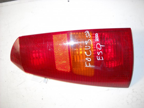 Farolim Esquerdo Ford Focus SW 2000 ft323