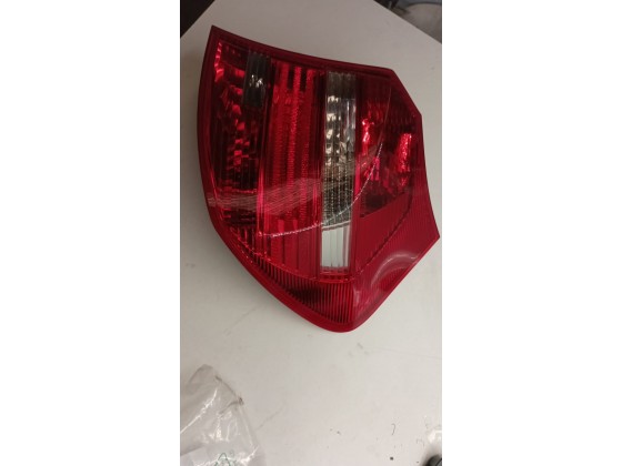 Farolim Direito BMW serie 1 2007 ft896