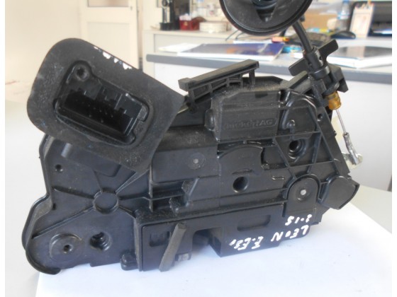 Fechadura Porta Trás Esquerda Seat Leon 2015 fp13