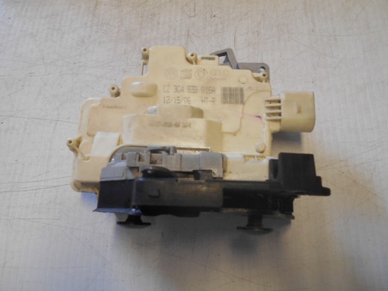 Fechadura Porta Trás Direita VW Passat 2006 FP41