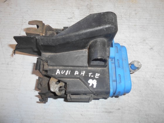 Fechadura Porta Trás Esquerda Audi A4 1999 FP68
