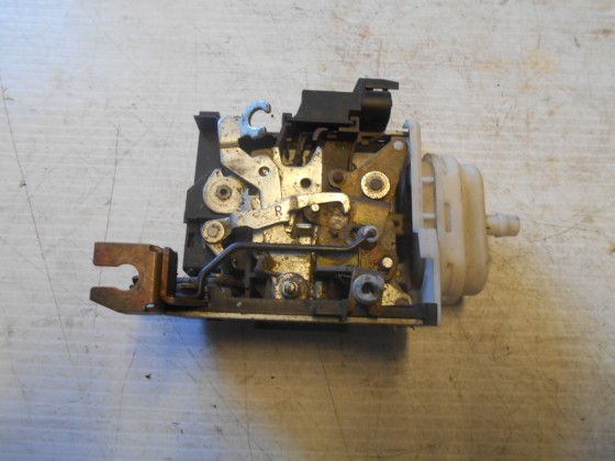 Fechadura Porta Frt Drt Audi A3 3P 2000 FP72