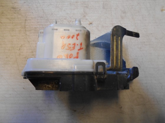 Fechadura Porta Trás Esquerda Volkswagen Polo 2000 FP99