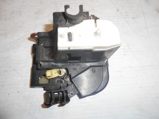 Fechadura Porta Esq Renault Clio 3P 2003 FP143