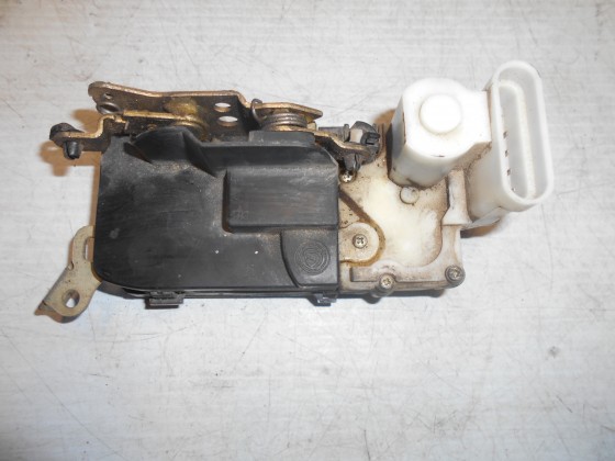 Fechadura Porta Trás Direita Fiat Punto 1996 FP212