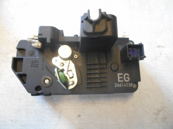 Fechadura Porta Trás Esquerda Opel Corsa C 2002 FP221