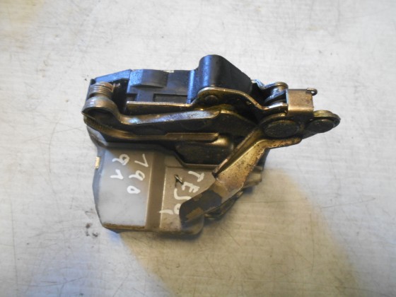 Fechadura Porta Trás Esquerda Mercedes 190 1994 FP256