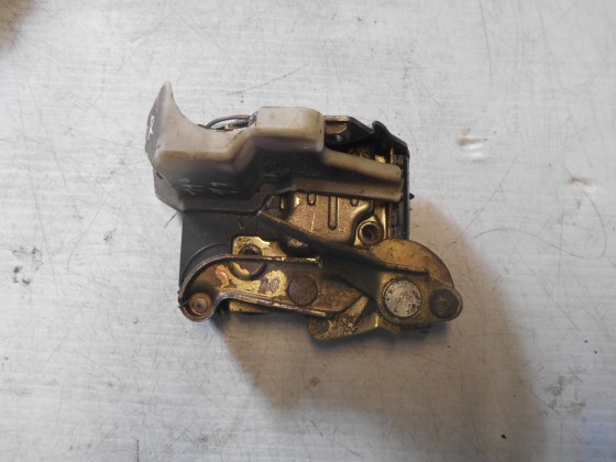 Fechadura Porta Trás Direita Mercedes 190 1991 FP269