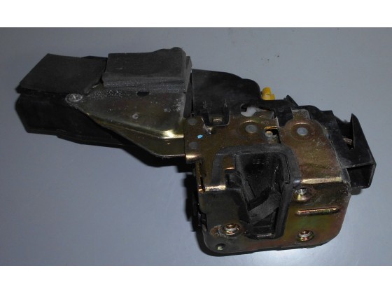 Fechadura Porta Frente Direita Mitsubishi Carisma 1999 fp517